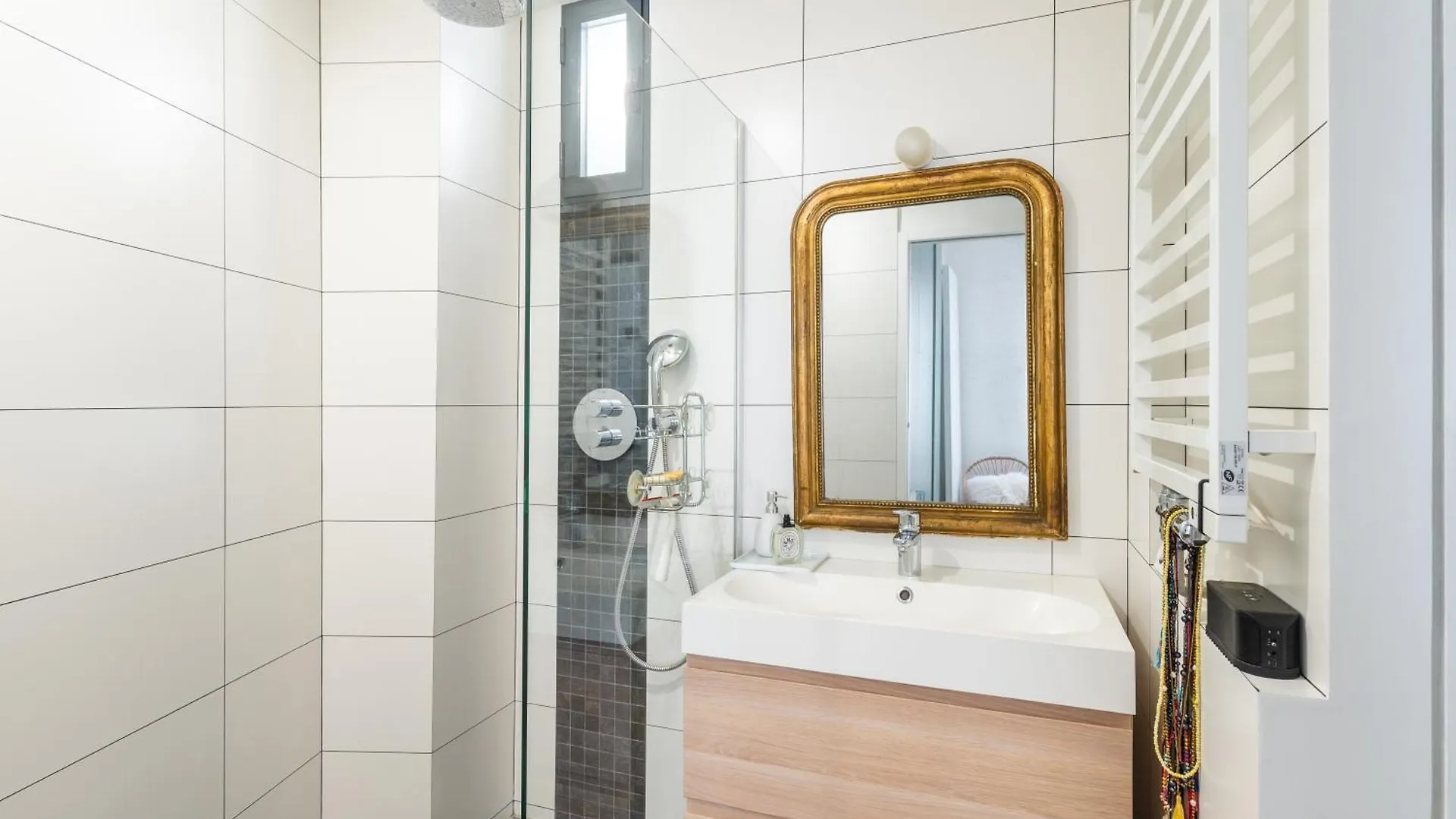 Appartamento Spacious And Elegant 3Bd Apartmentrochechouart Parigi