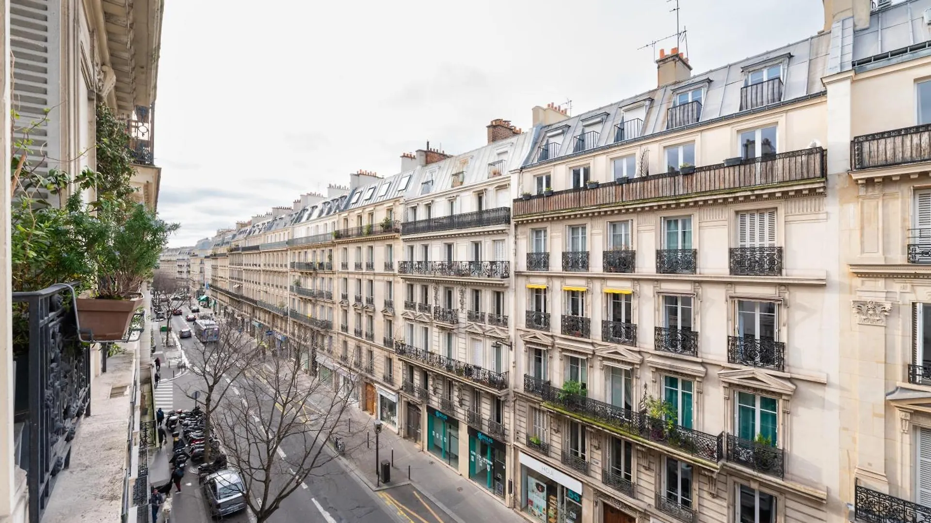 Apartment Spacious And Elegant 3Bd Apartmentrochechouart Paris France
