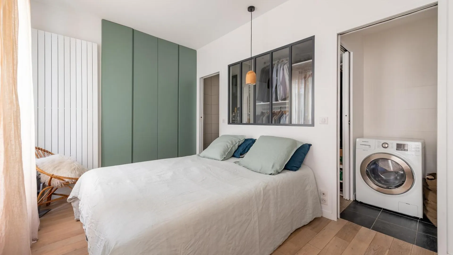 Spacious And Elegant 3Bd Apartmentrochechouart Paris 0*,